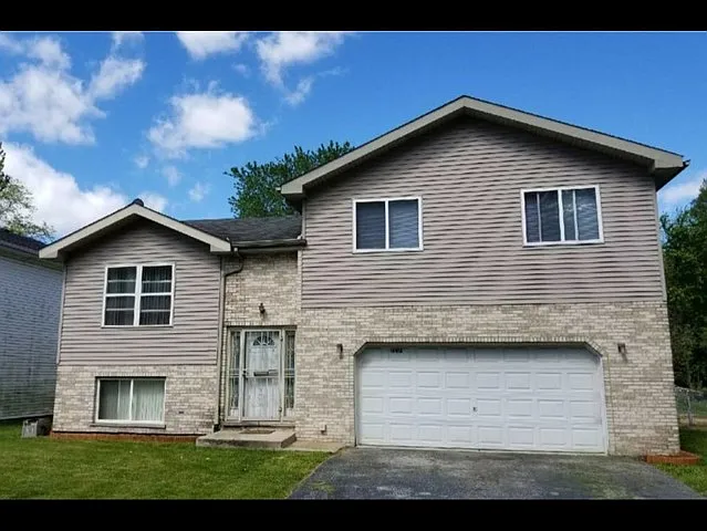16412 Sawyer Ave photo 1