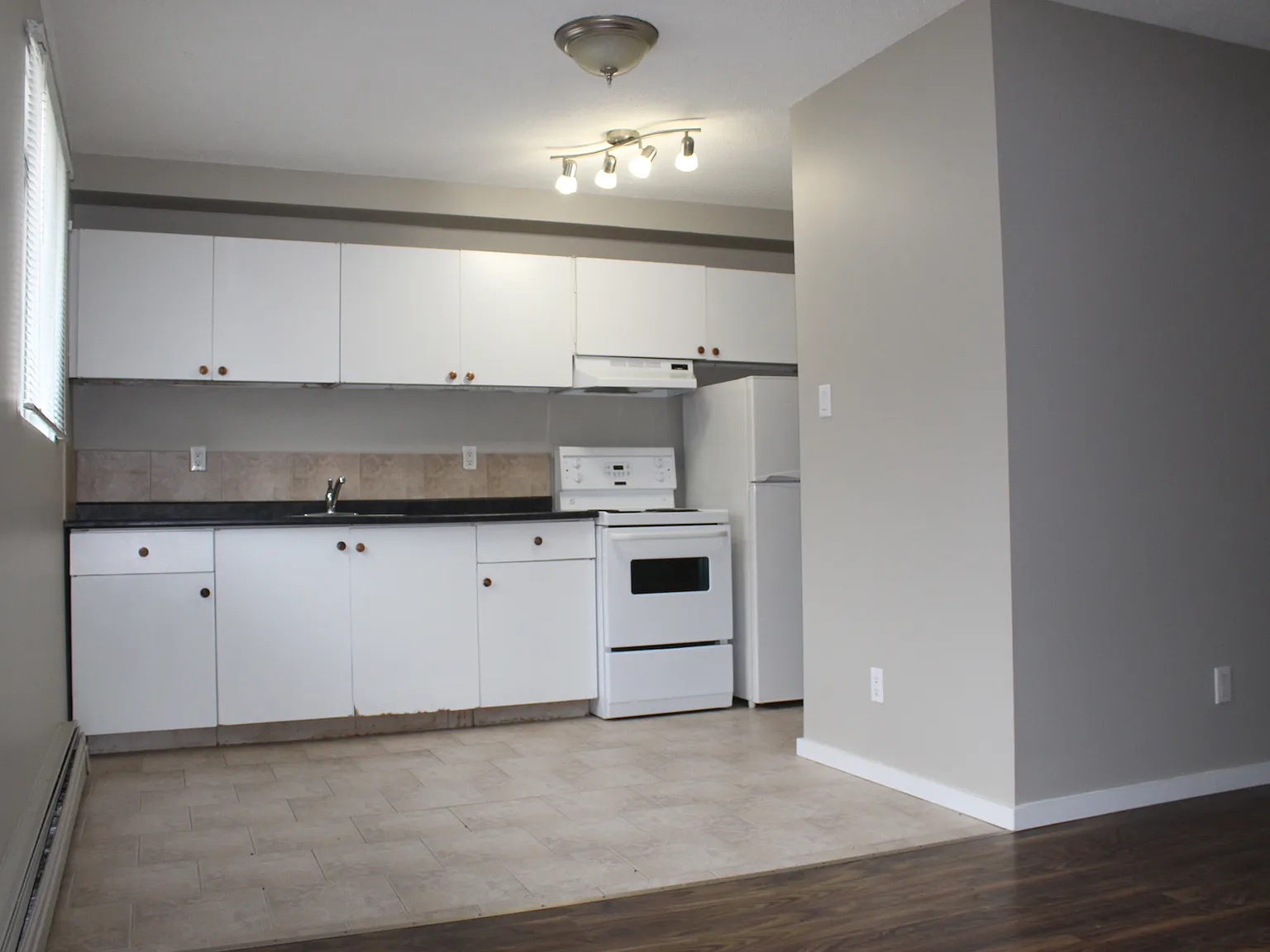 Duchess Manor — Photo 2