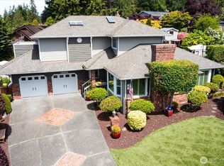 16605 71st Pl W, Lynnwood, WA 98037