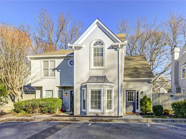 1302 Defoors Lndg NW, Atlanta, GA 30318
