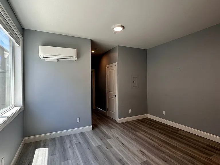 1707 Heirloom St #B — Photo 5