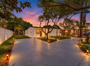 61 E 39th St, Hialeah, FL 33013