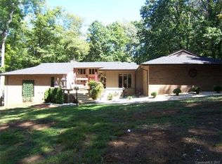 208 Vauxhall Dr, Shelby, NC 28150