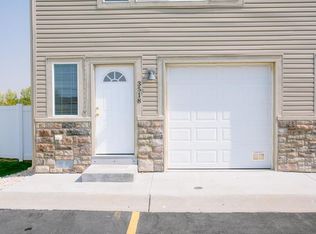 3518 E Greenfield Dr, Idaho Falls, ID 83406