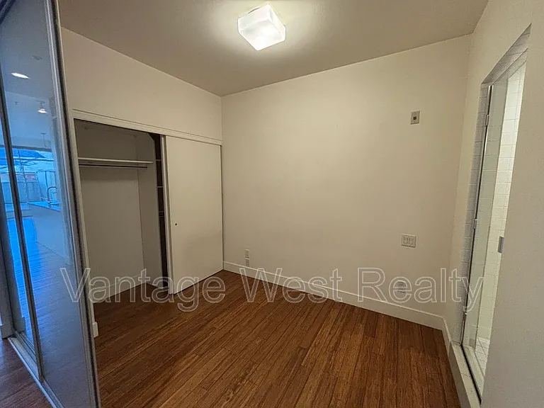 1289 Ellis St #218 — Photo 8