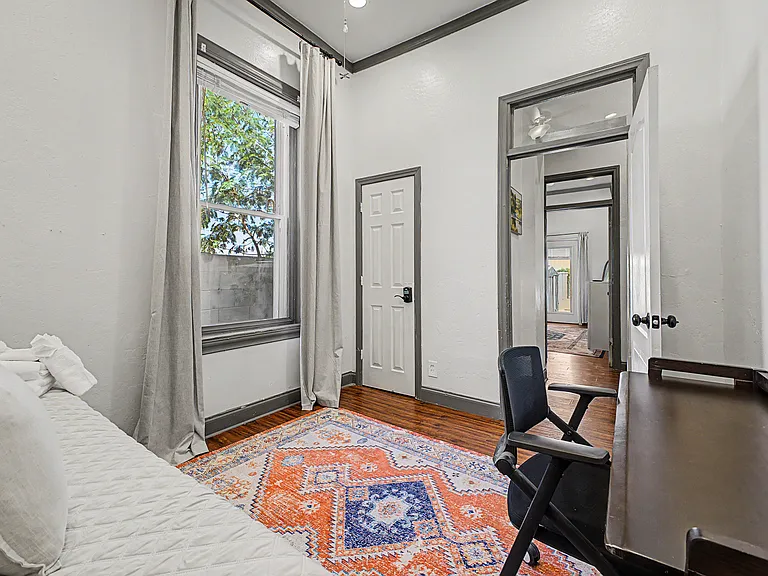 1150 E Pierce St #1 — Photo 15