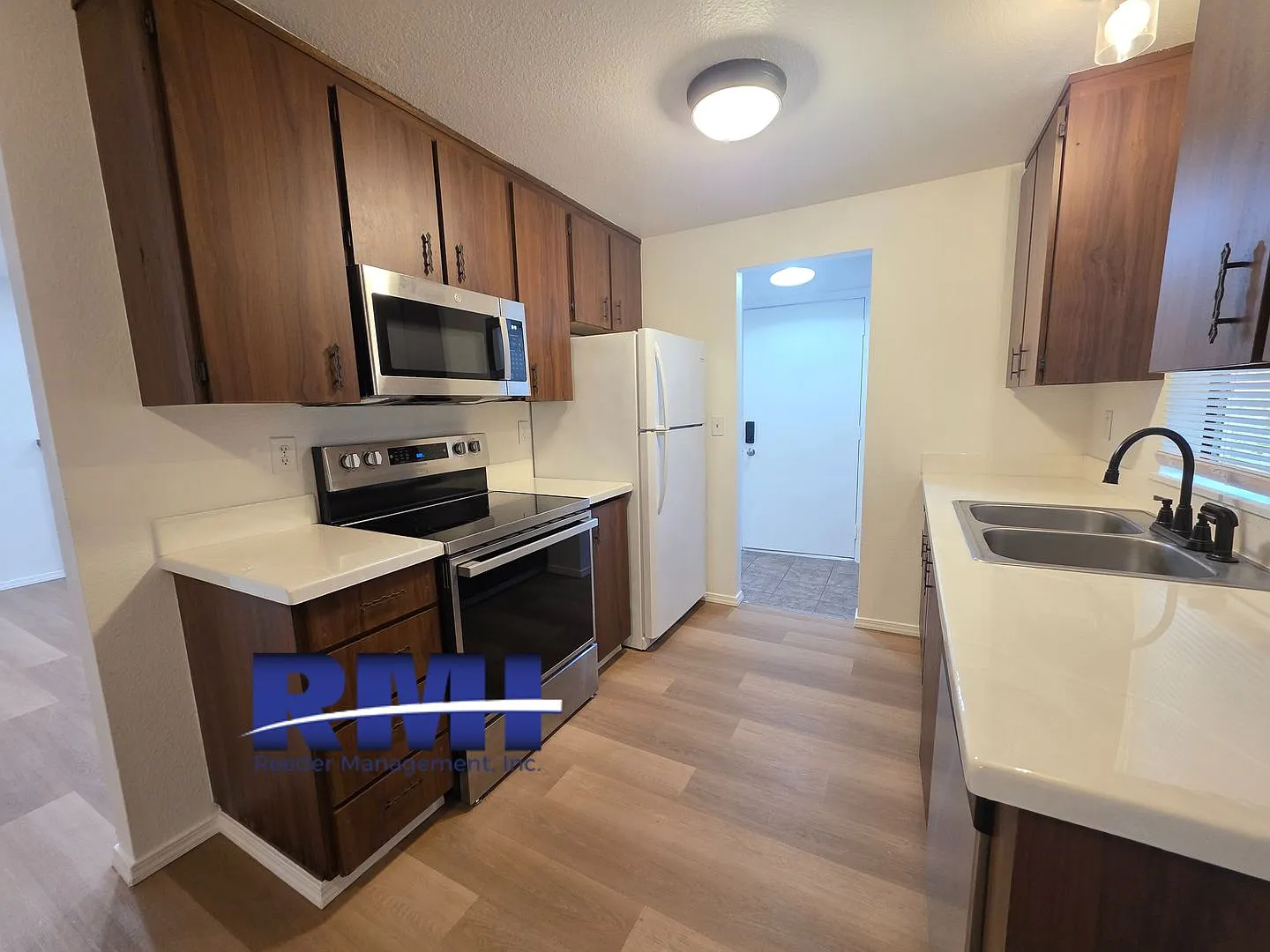 3-bedroom Gem located in the Bethel Valley Community! — Photo 4