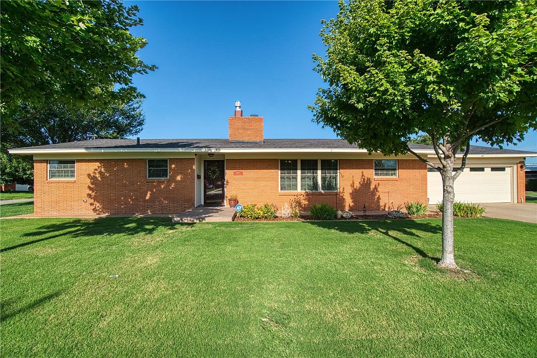 1901 Sumner Dr, Altus, OK 73521 MLS 972519 Zillow