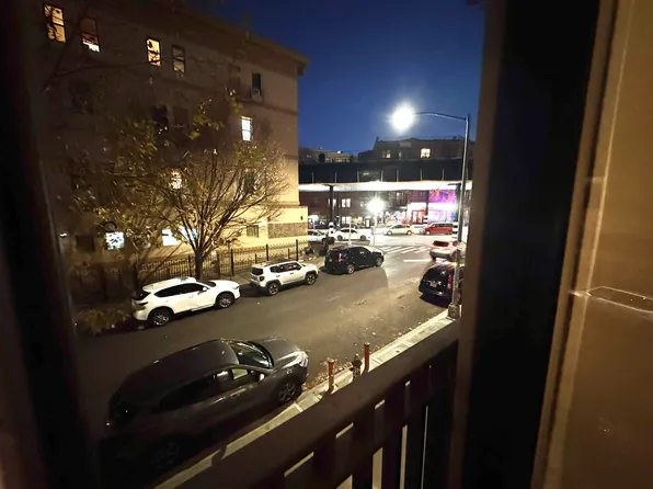 149 Stanhope Street image 9 of 10