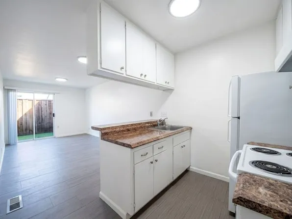 1936 Blake St APT 12, Berkeley, CA 94704