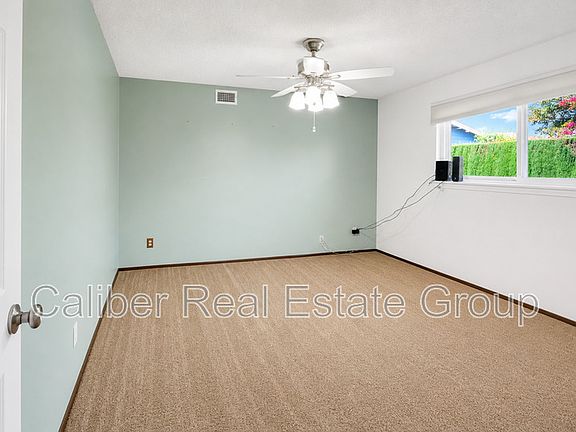 2nd image of 518 N Carousel Pl