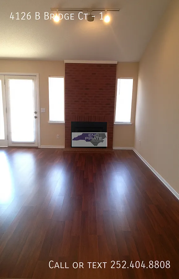 2 bed, $1,150 — Photo 3