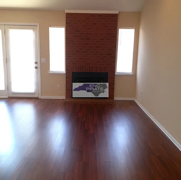 4126 B Bridge Ct #1 — Photo 3