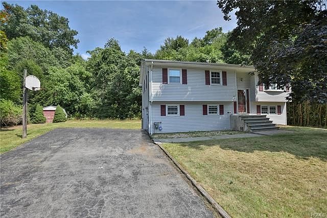 2nd image of 12 Shelley Rd