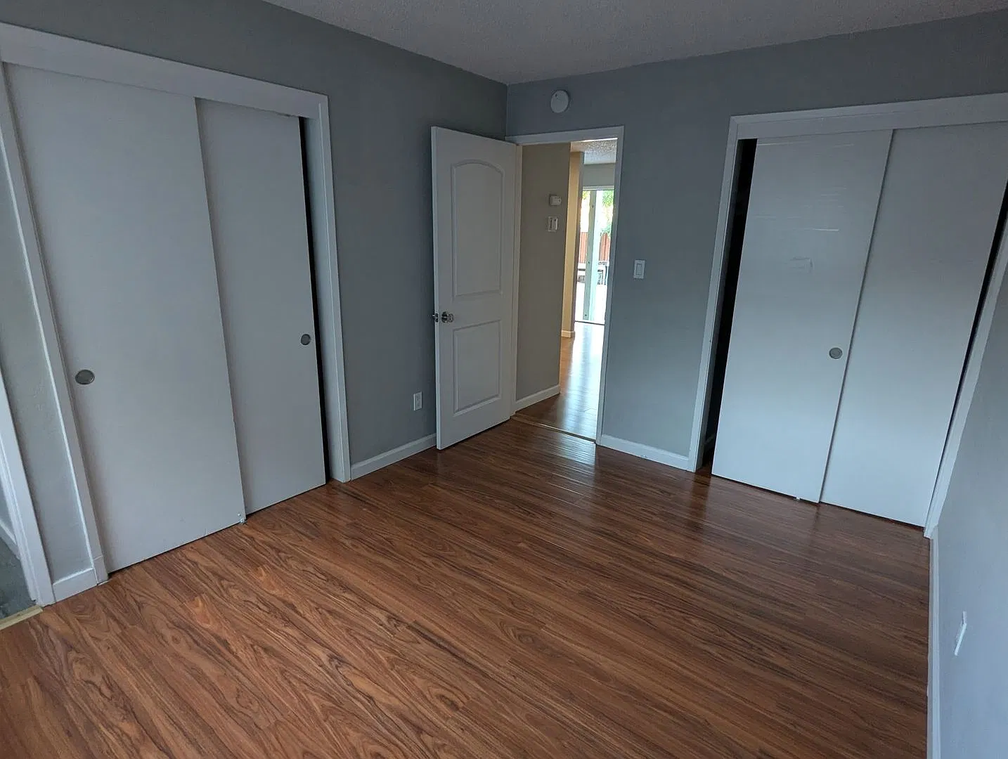 Meadowlark Apartments — Photo 2