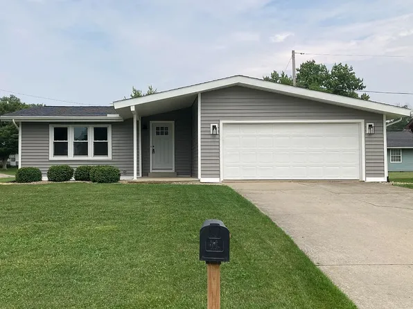 202 Hayes Ave, Bucyrus, OH 44820