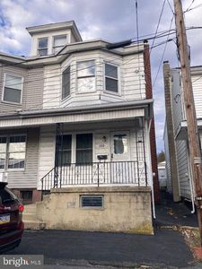 143 N Railroad Ave, Frackville, PA, 17931