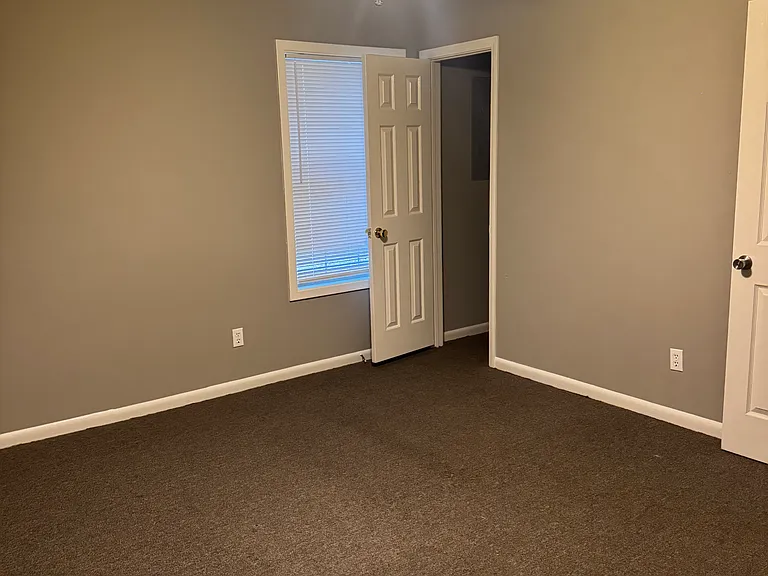 108 Johnson Ave — Photo 18