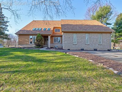6400 Oakhill Rd, Ortonville, MI, 48462