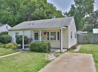 233 N Wiggs St, Griffith, IN 46319