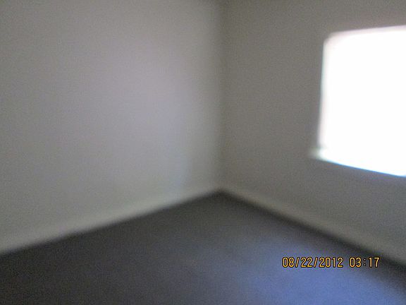 5th image of 741 SE 33rd St