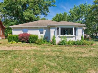 2489 Oakview Dr, Wolverine Lake, MI