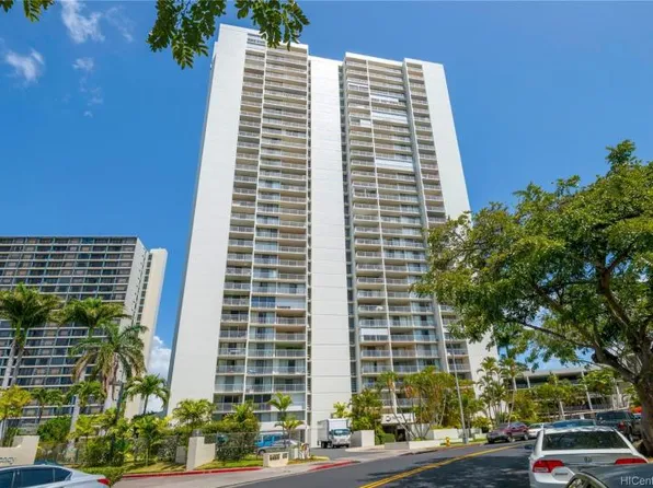 98-410 Koauka Loop APT 27D, Aiea, HI 96701