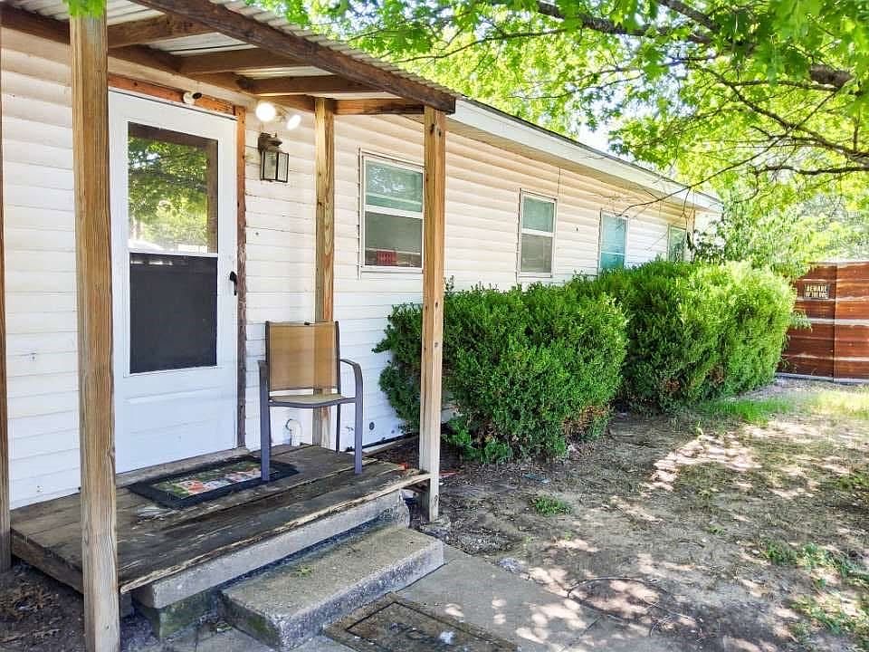 2nd image of 3532 Colcord Ave