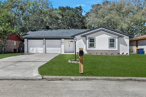 3206 Whitesail Dr Photo 1