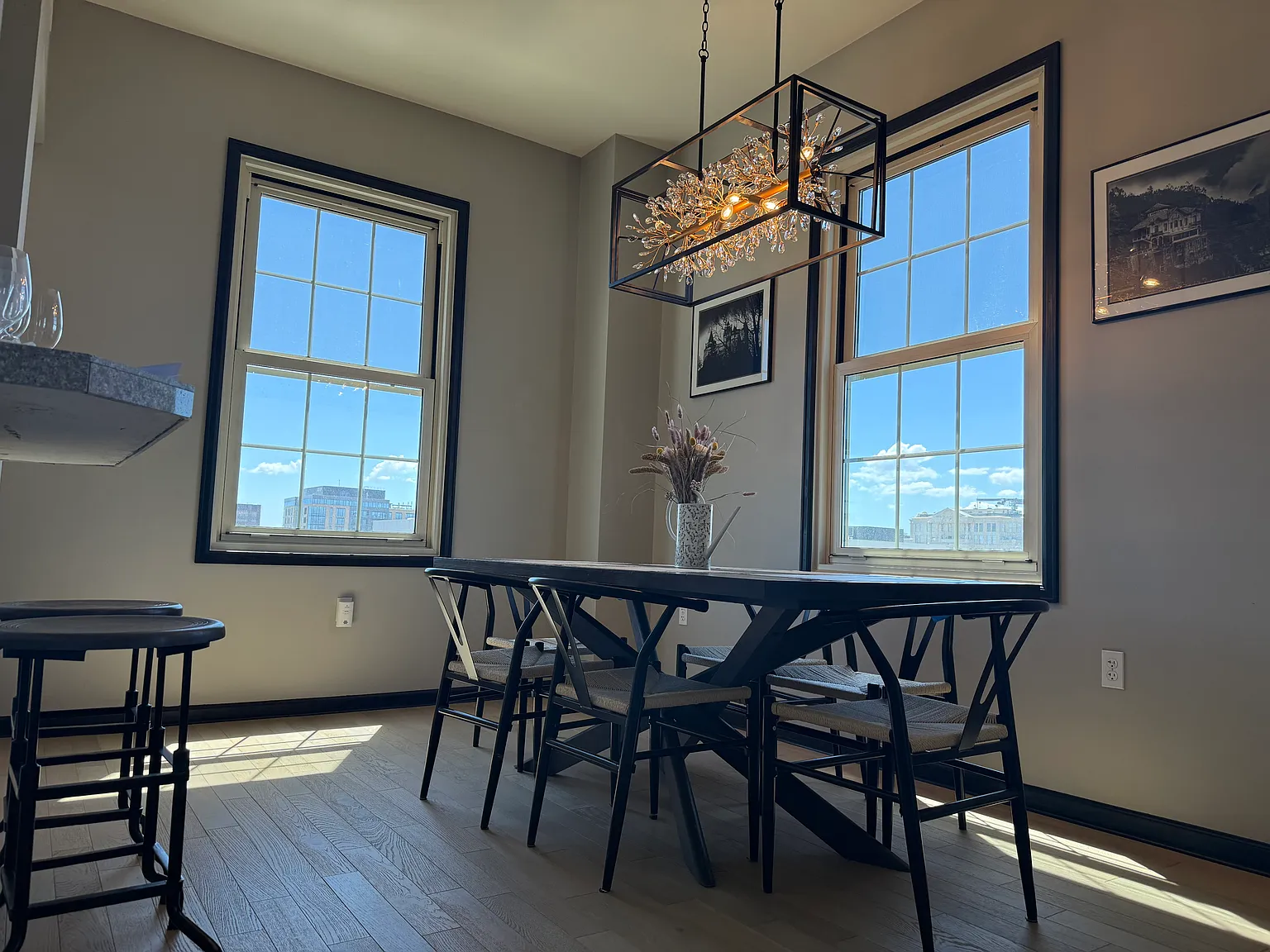 2 bed, 925 sqft, $2,500 — Photo 4