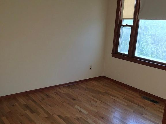 3rd image of 4406 N 30th St
