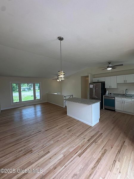 5th image of 70 Grissom Drive