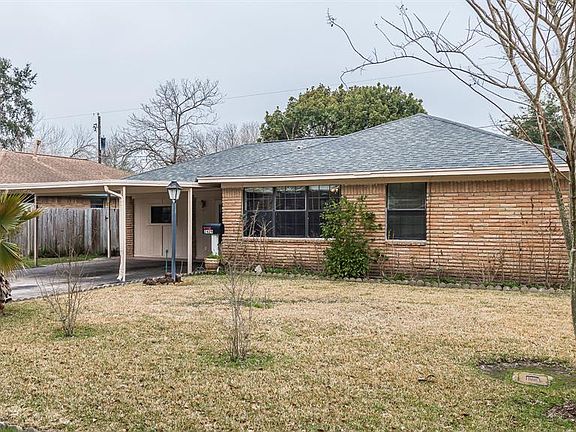 2nd image of 2429 Pickerton Dr