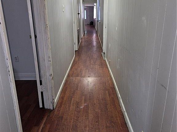 4th image of 4320 Toulouse St