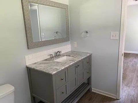 709 Redwood Park — Photo 16