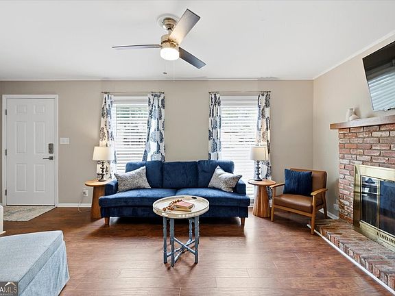 4th image of 207 Springdale Ct