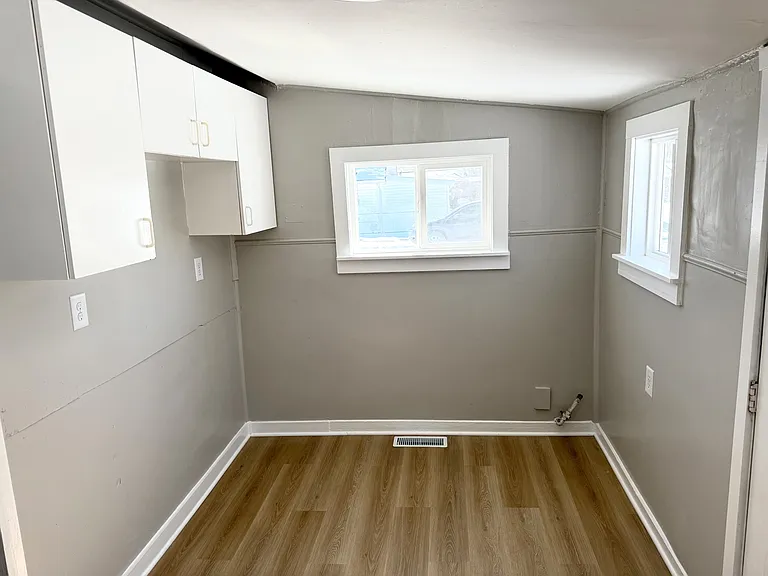 1141 S Calumet St — Photo 4