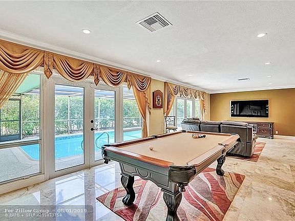 5th image of 5813 Australian Pine Dr