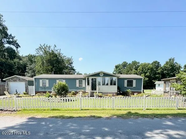624 Harris Street, Cove City, NC 28523
