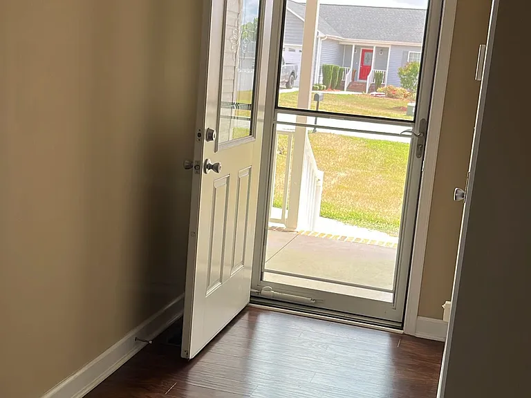 118 Portman Ln — Photo 17