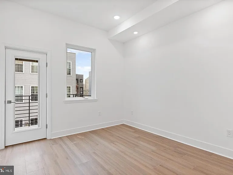 1335 N Franklin St #2 — Photo 13