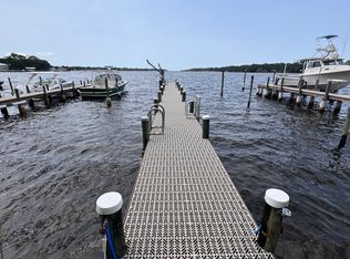 806 Regatta Dr #806, Niceville, FL 32578