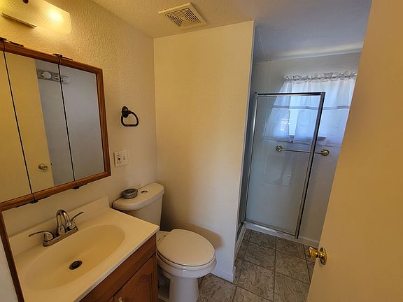 5th image of 1827 Granada Dr