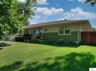 3711 N 108th St, Omaha, NE 68164