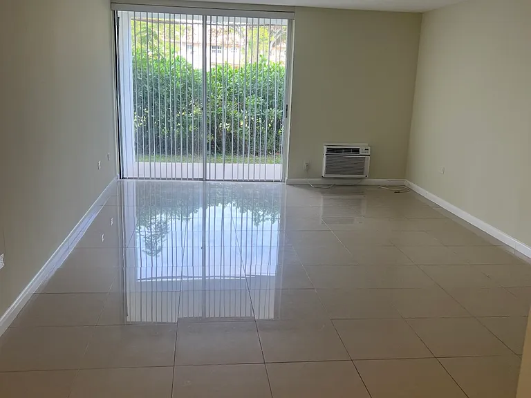 MIAMI CONDO HOLDINGS — Photo 5