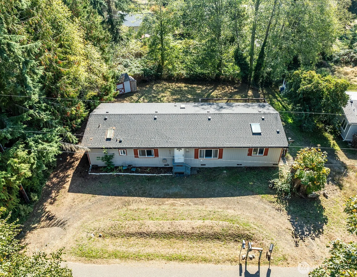 12611 NE Douglas Dr photo 1