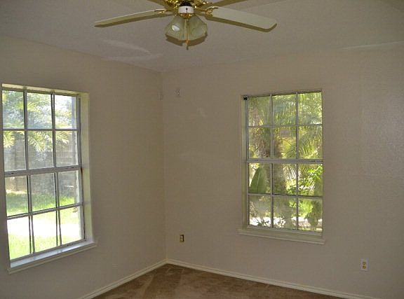 4th image of 1709 Calle De Amistad