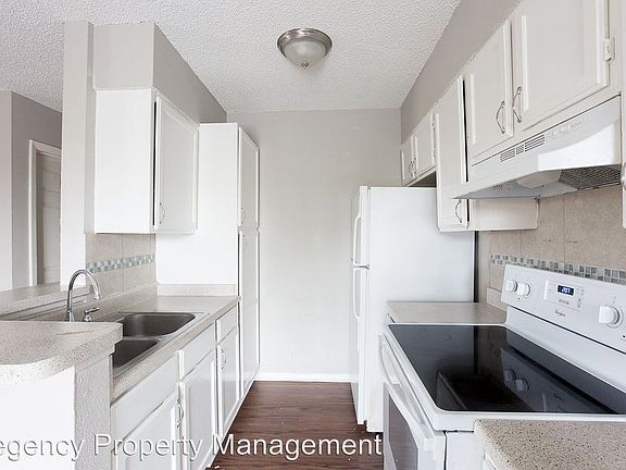 5th image of 3518 Grant Ave APT 301