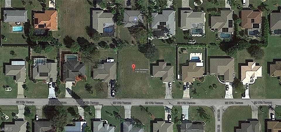 1st image of 1135 SE 17th Ter
