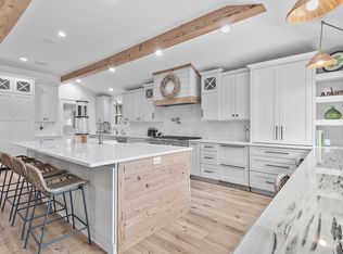 772 Bay Grove Rd, Freeport, FL 32439